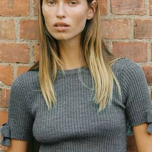 Zara Gray Ribbed Short-Sleeve Top with Sleeve Ties